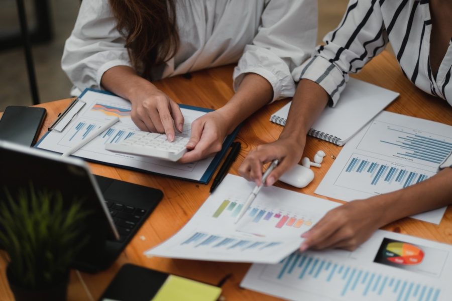 cropped-shot-of-business-people-meeting-to-discuss-2025-01-10-05-27-22-utc (1)